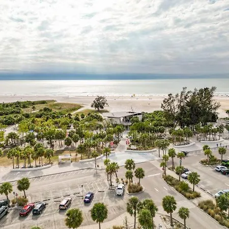 Siesta Key Condo Close Proximity To Beach